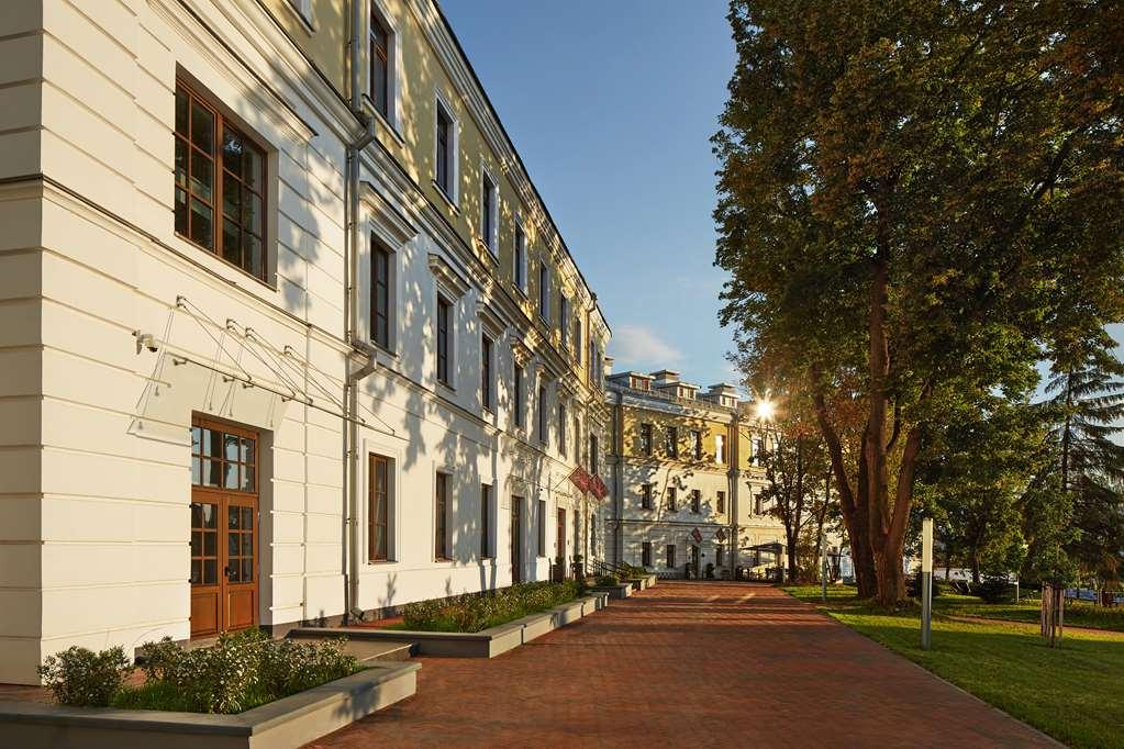 The Basilian Minsk, Curio Collection By Hilton Exterior foto