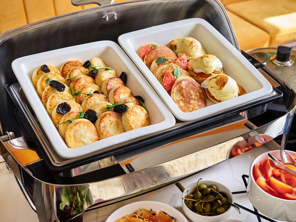 The Basilian Minsk, Curio Collection By Hilton Restaurante foto